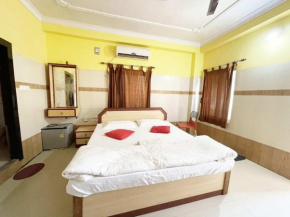 Hotel Rangeela Near Park